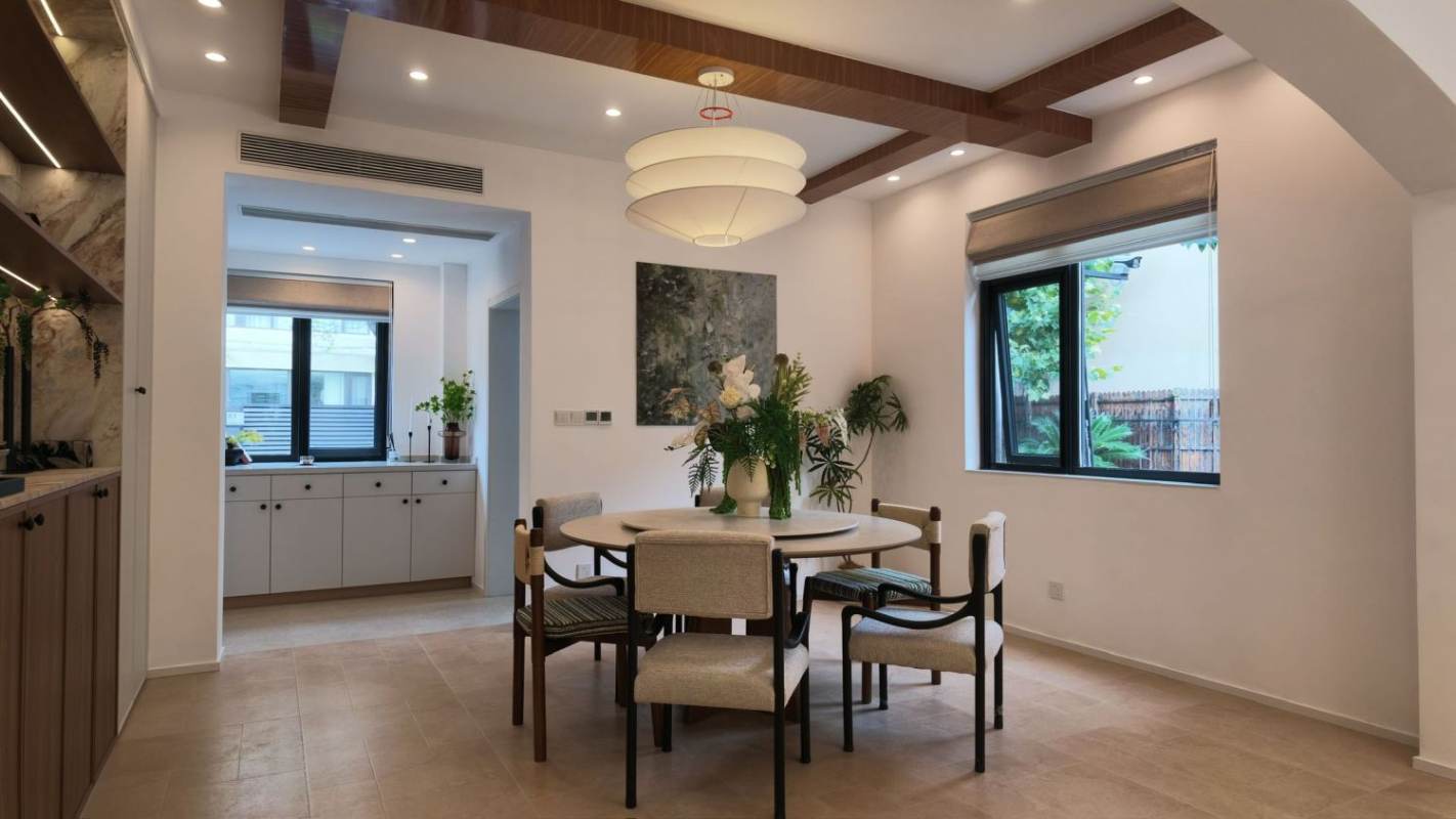 Housing image — Dining Area
