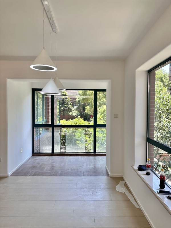 Housing image — Living Room