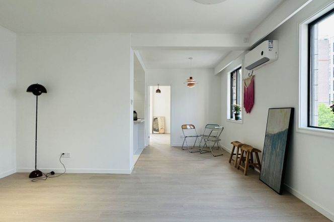 2BR Apartment near Jiaotong University Metro with Green View (L10/L11)