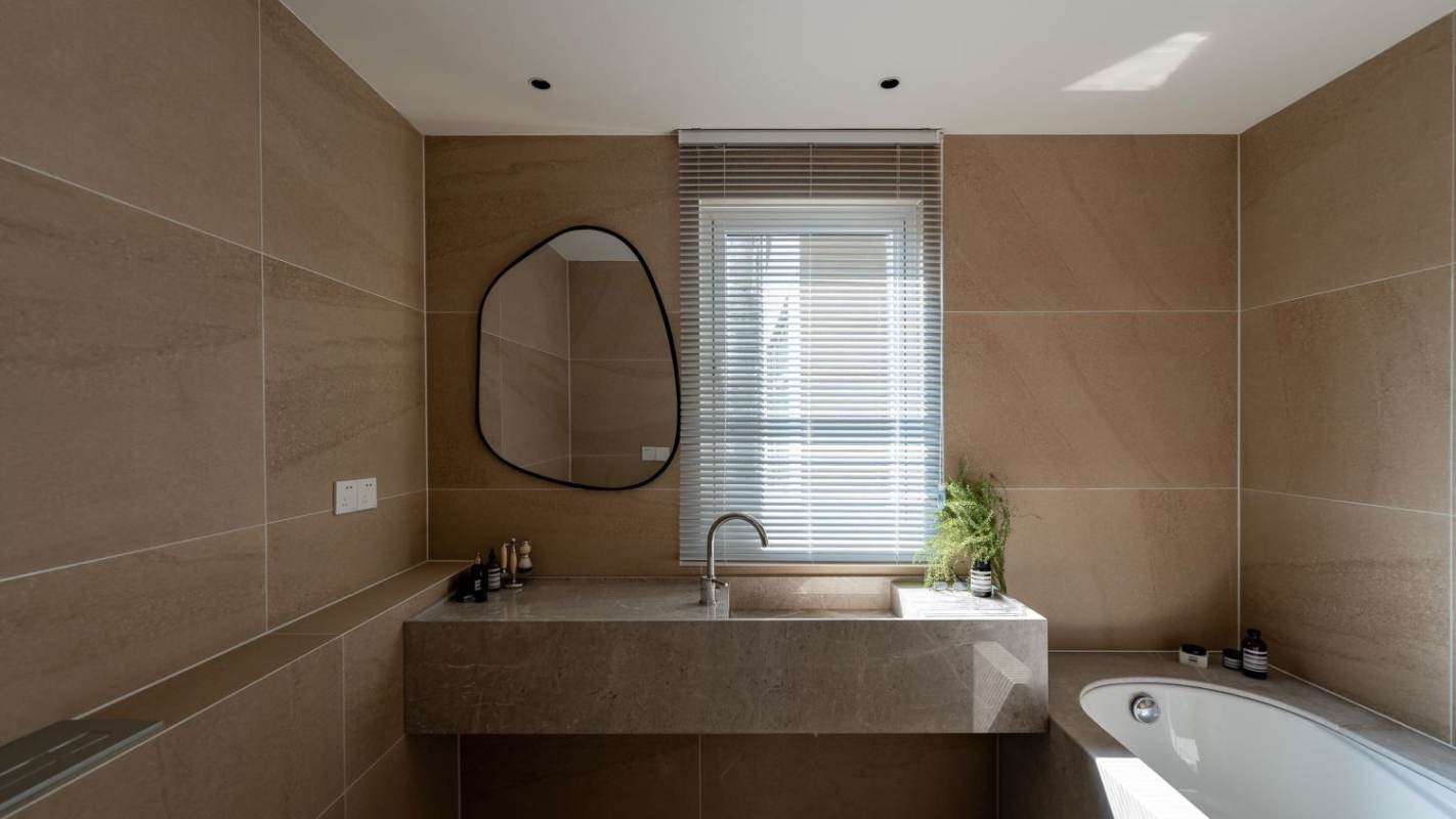 Housing image — Bathroom