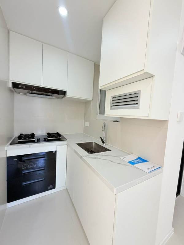 Housing image — Kitchen