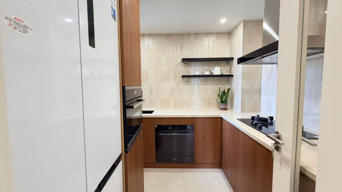 Housing image — Kitchen