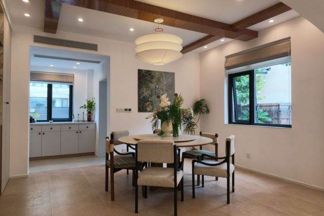 Spacious 5BR Villa with Green View