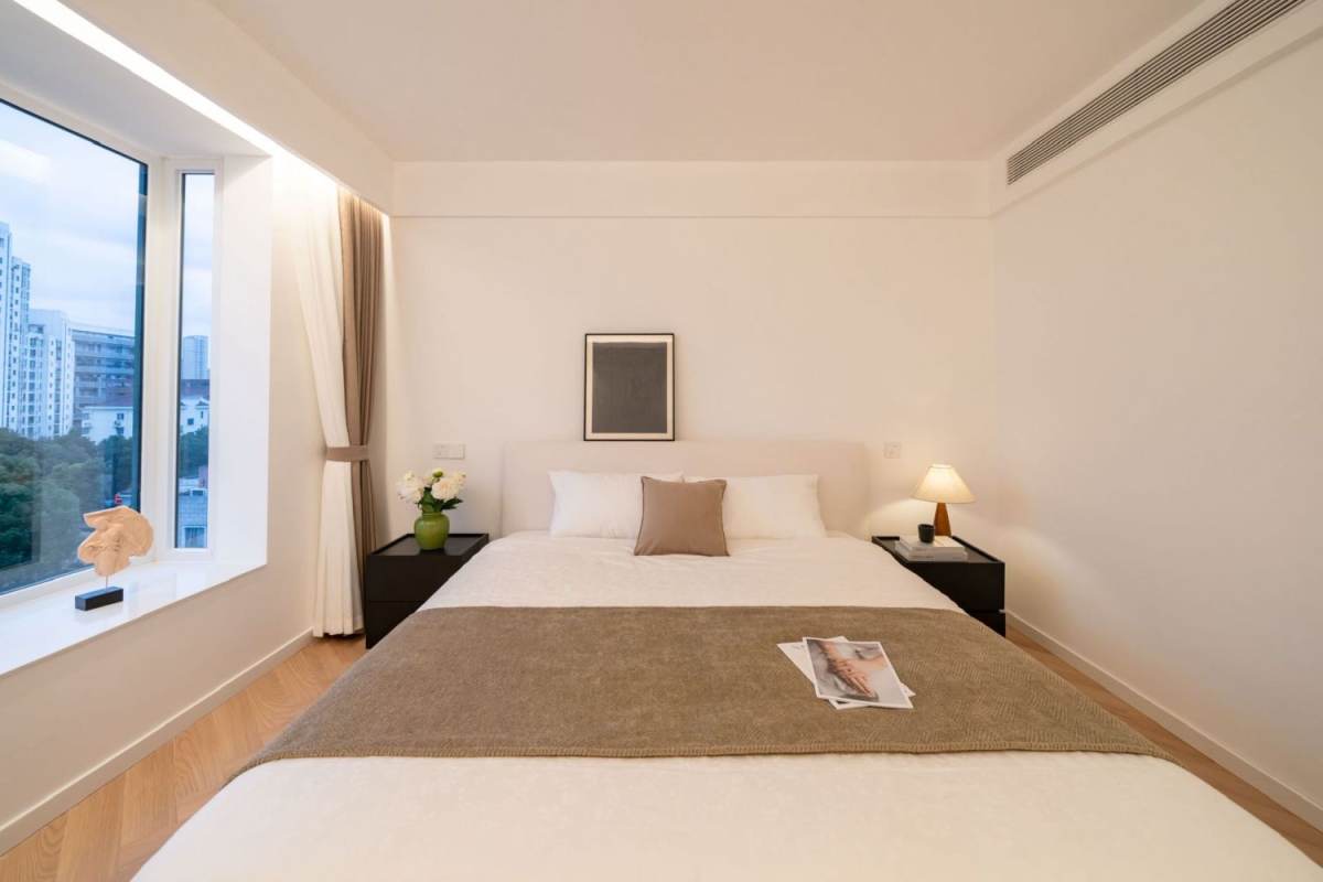 Housing image — Bedroom