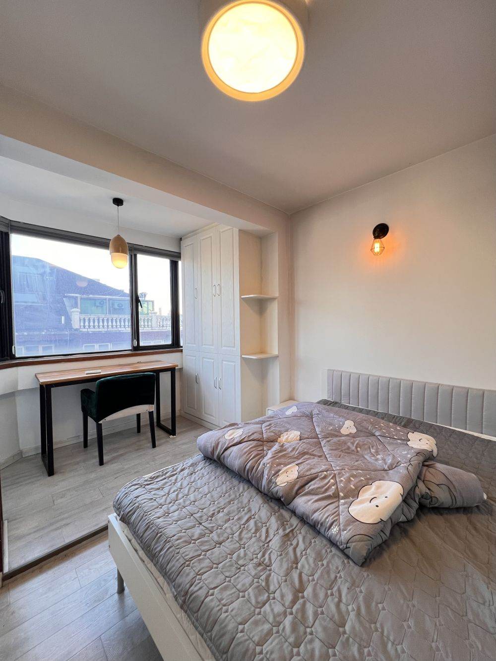 Housing image — Bedroom