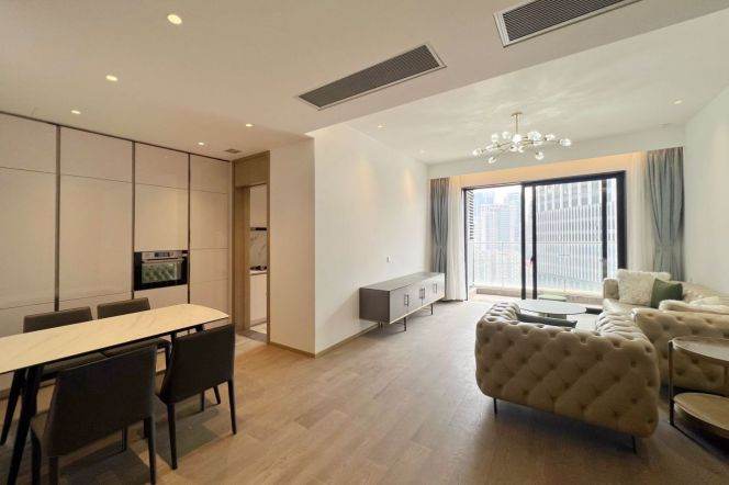 High-Floor Spacious 1BR Apartment near Pudong Avenue Metro