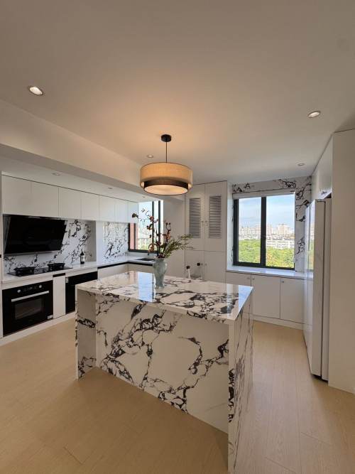 Housing image — Kitchen