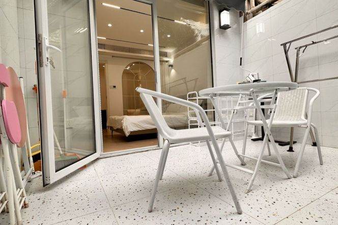 1BR Apartment in Old Xuhui with Terrace