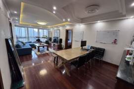 High-Floor Spacious 2BR Shared Apartment in Jing'an (L7)