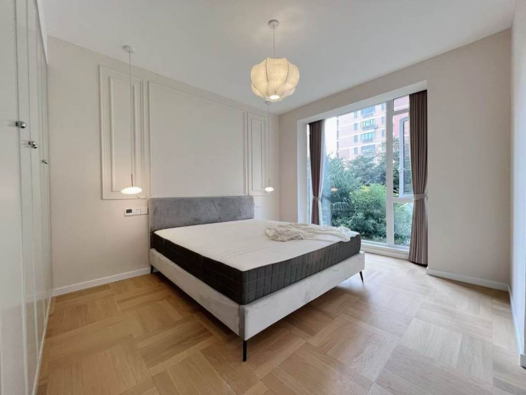 Housing image — Bedroom