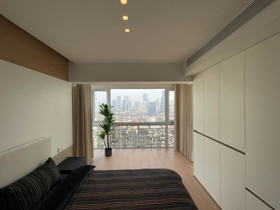 Housing image — Bedroom