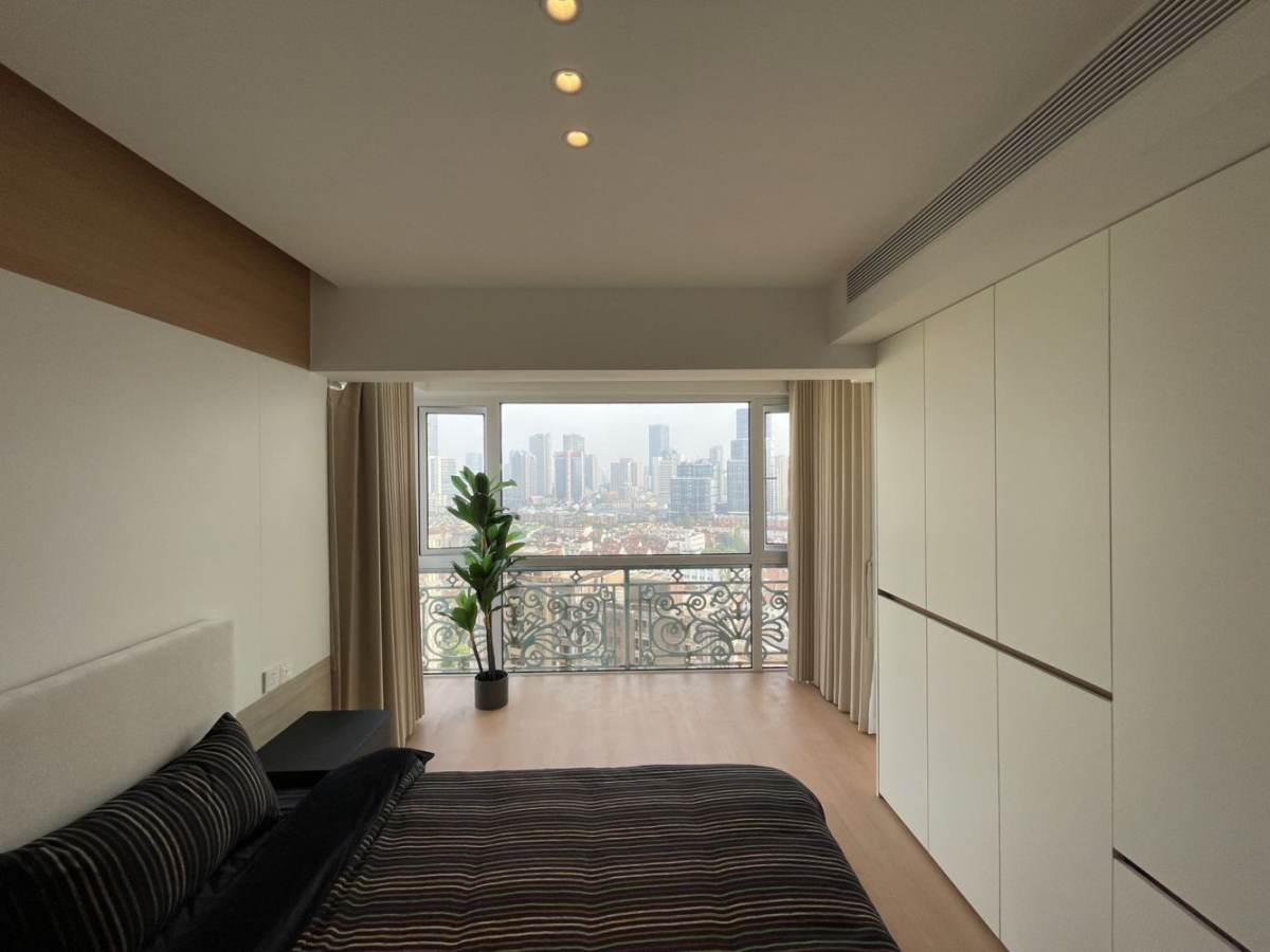 Housing image — Bedroom