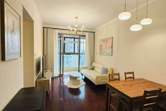 1BR Apartment in Gubei (L10/L15)