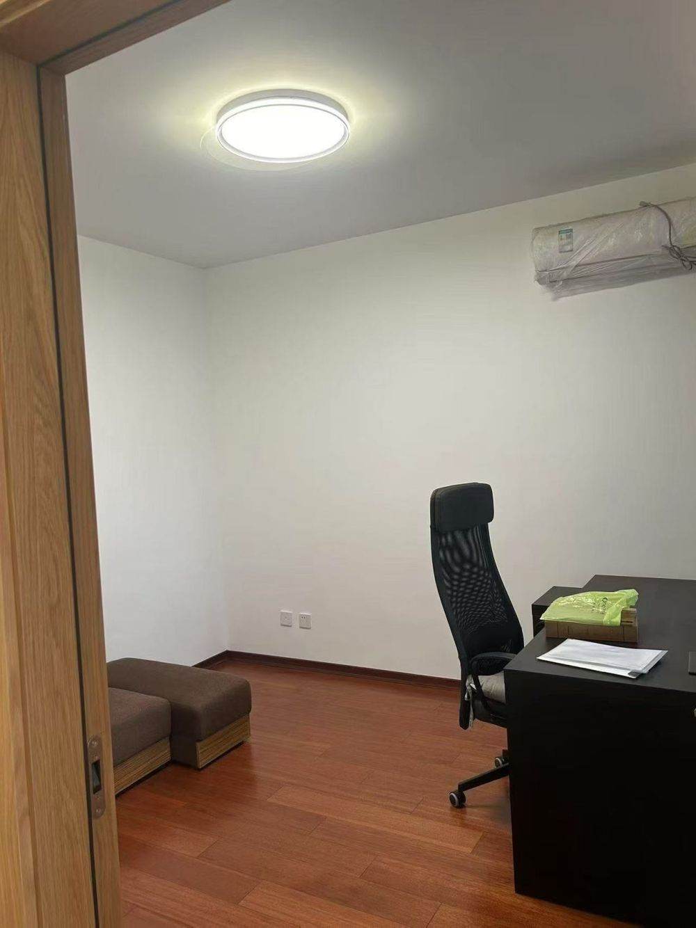 Housing image — Bedroom