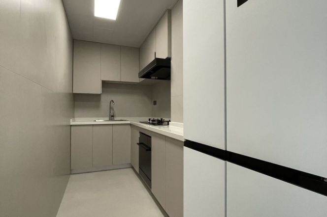 High-Floor 3BR Apartment in Jing'an (L2/L11)