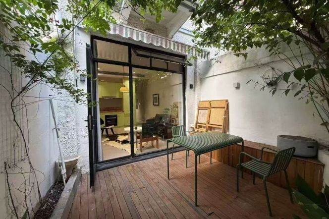 1BR Apartment in Old Xuhui with Private Garden (L9/L12)