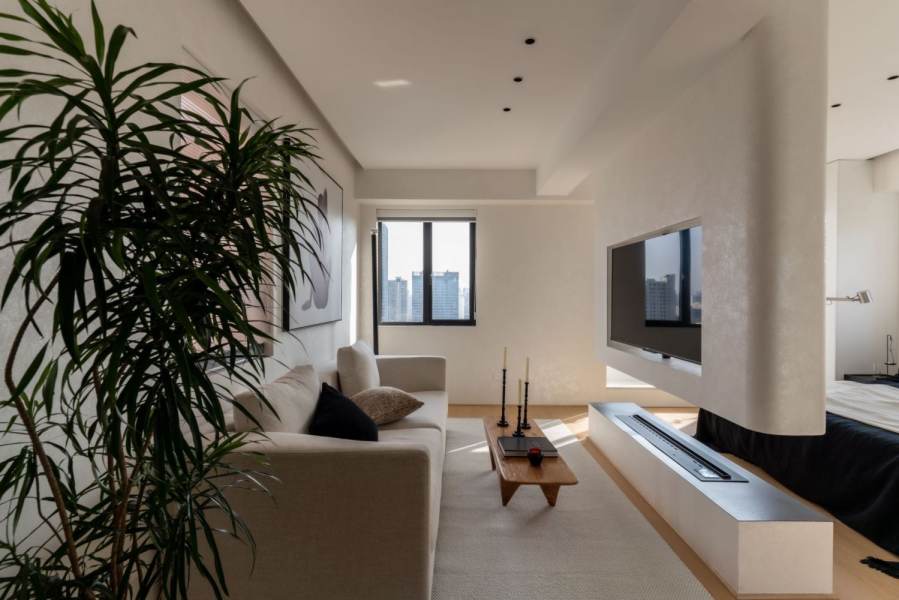 Housing image — Living Room
