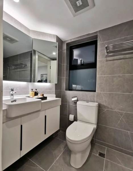 Housing image — Bathroom
