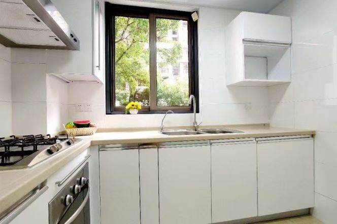 2BR Apartment in Gubei (L10/L15)