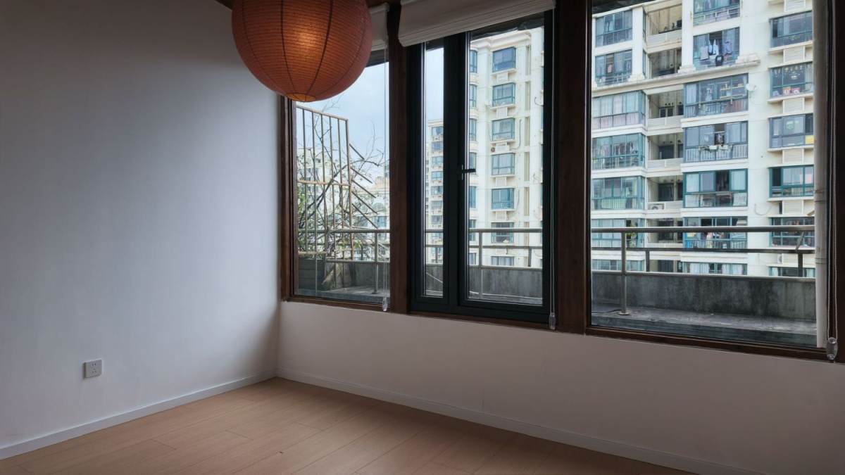 Housing image — Bedroom