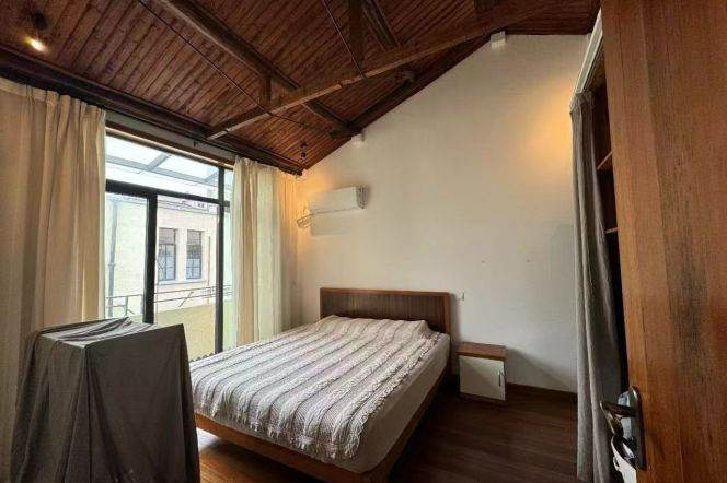 1BR Lane House in Old Xuhui (L1/L7/L10)