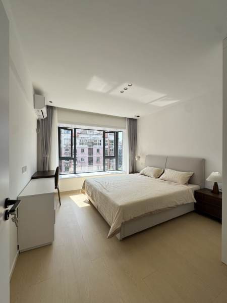 Housing image — Bedroom