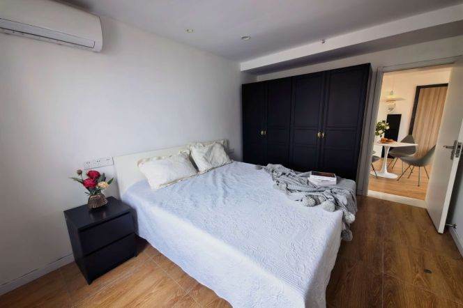 2BR Apartment near Zhongshan Park (L11/L13)