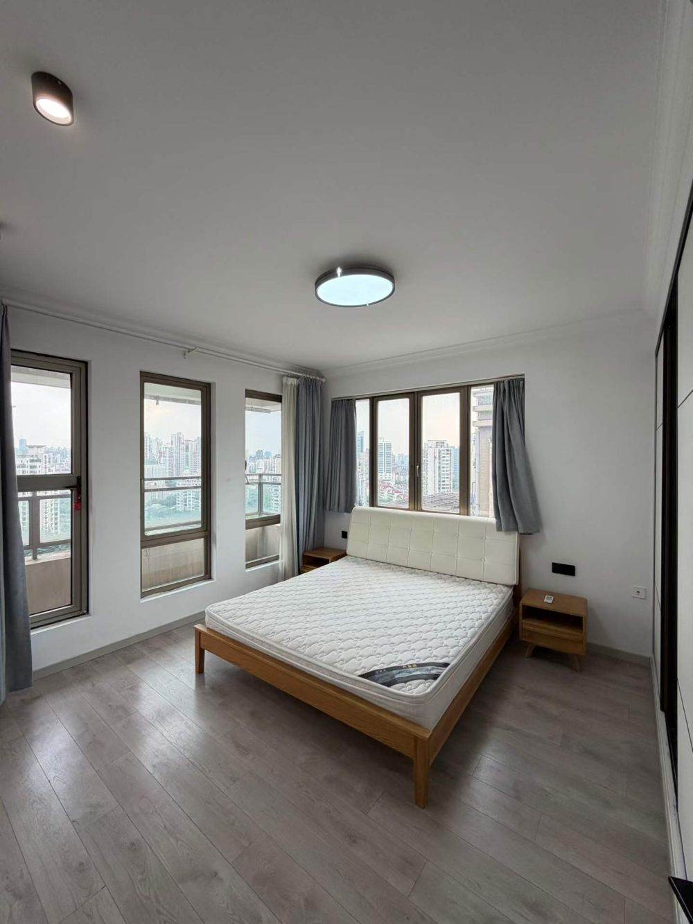 Housing image — Bedroom