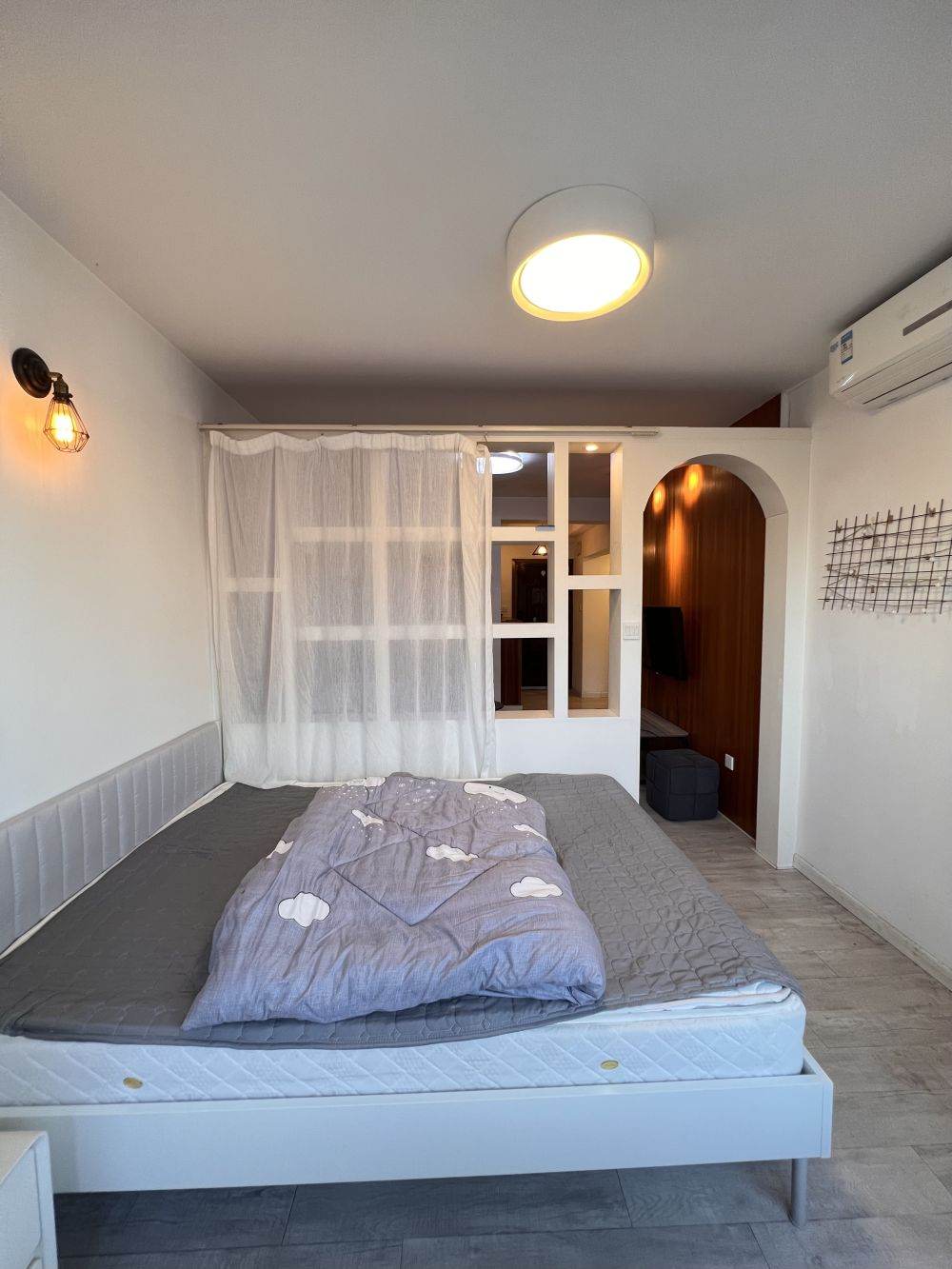 Housing image — Bedroom