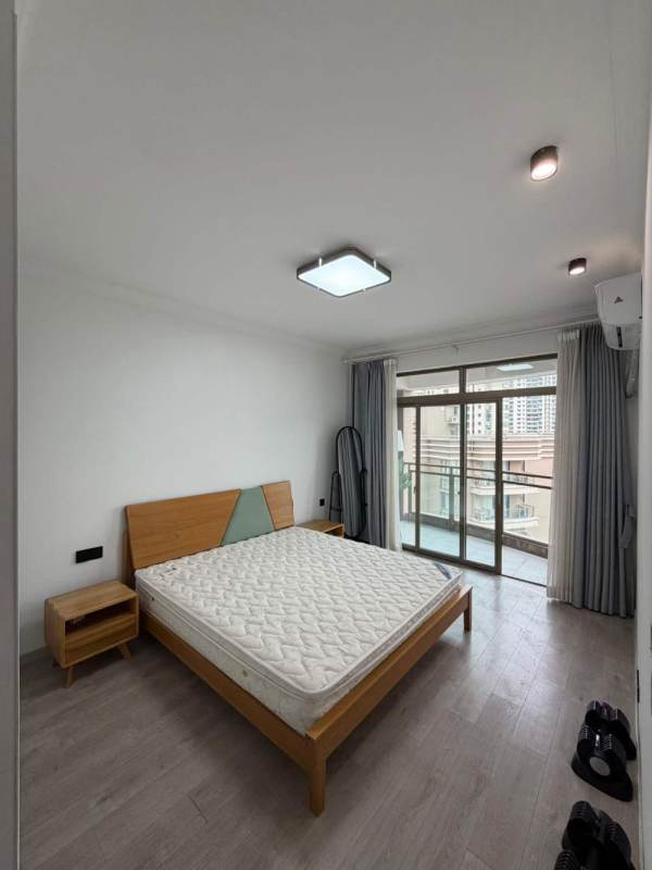 Housing image — Bedroom