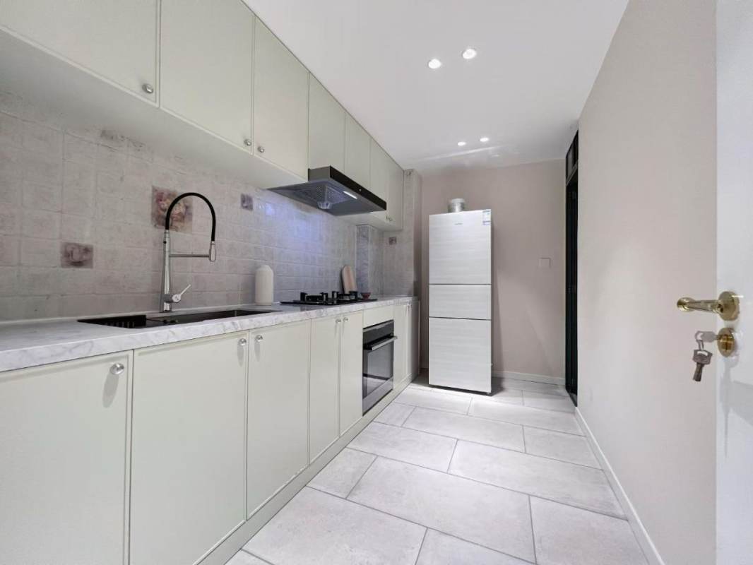 Housing image — Kitchen