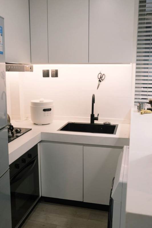 Housing image — Kitchen