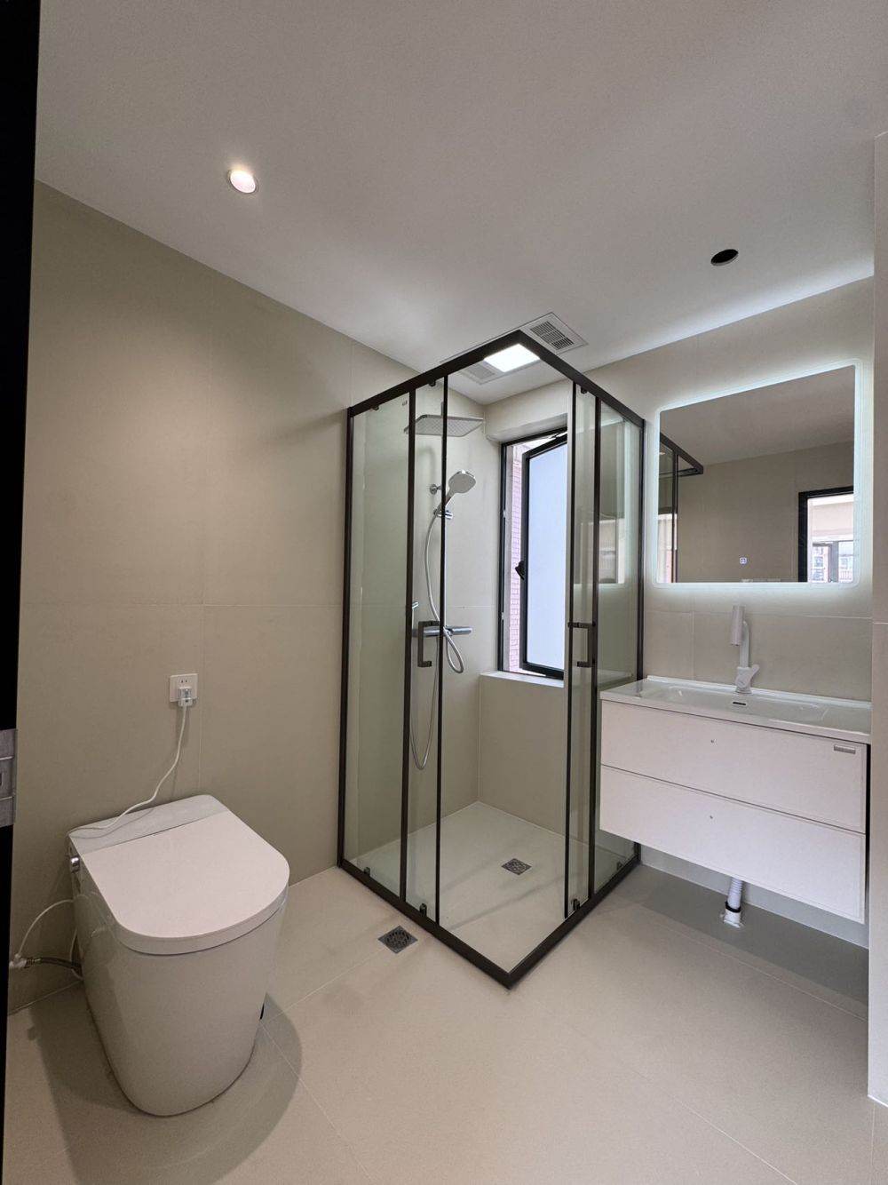 Housing image — Bathroom