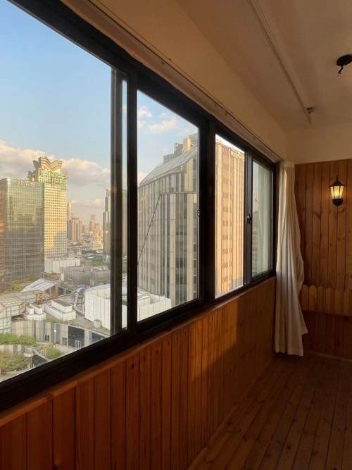 Housing image — Balcony