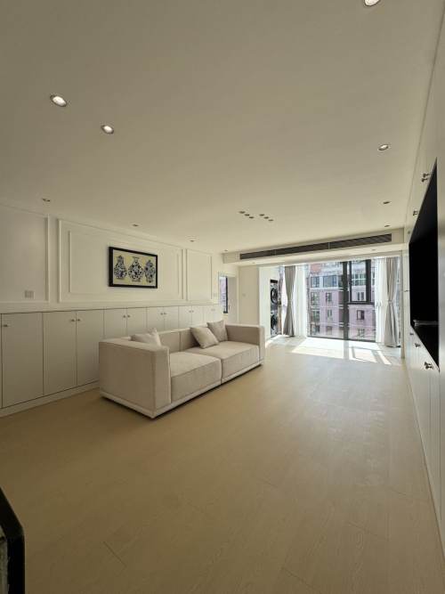 Housing image — Living Room
