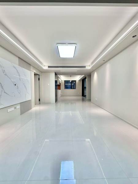 Housing image — Living Room