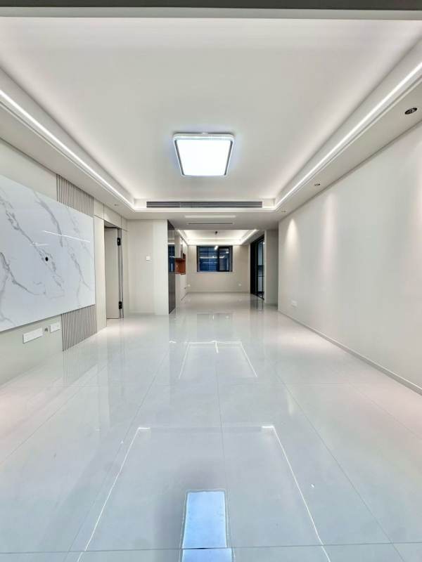 Housing image — Living Room