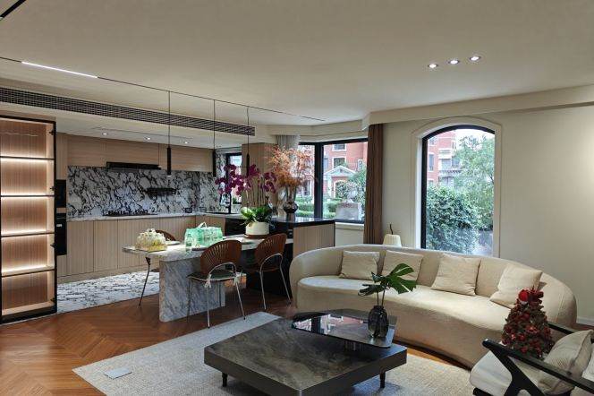 3BR Apartment in Old Xuhui (L9/L12)