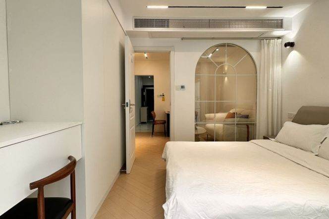 1BR Apartment in Old Xuhui with Terrace