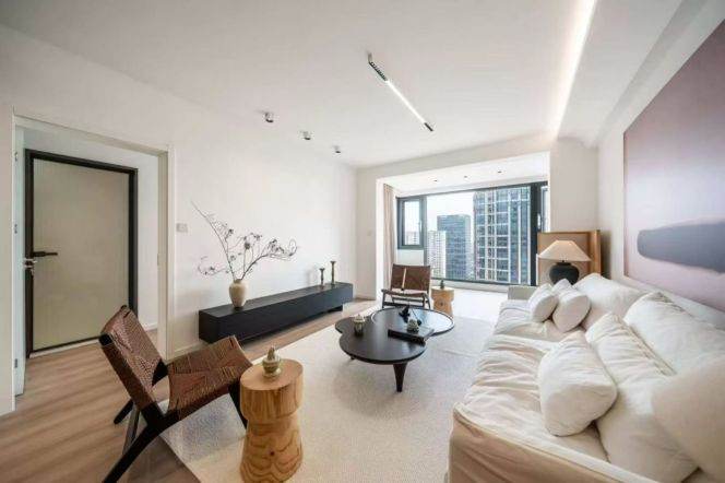 High-Floor 3BR Apartment near Luban Rd Metro (L4)
