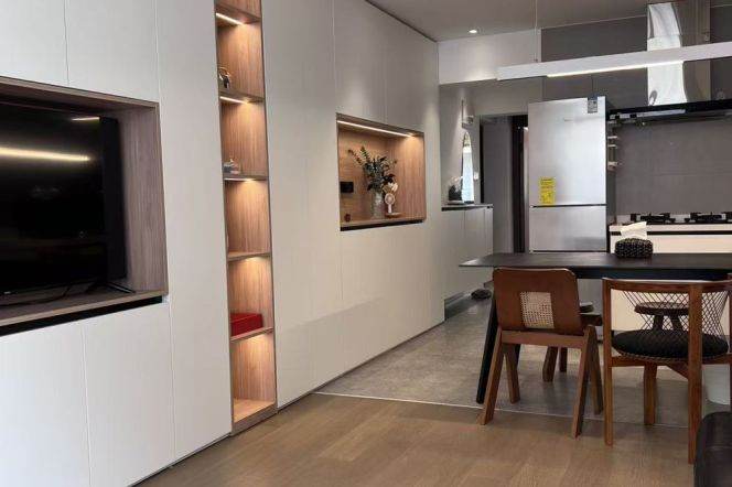 1BR Apartment near West Bund (L7/L12)