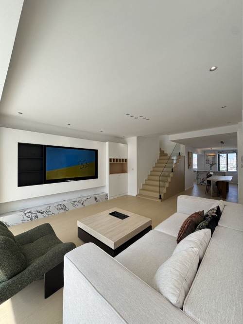 Housing image — Living Room