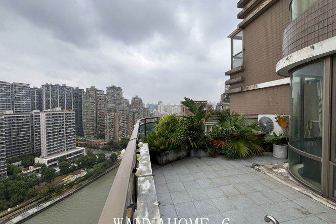 4BR Apartment in Jing'an with Terrace (L13/L14)