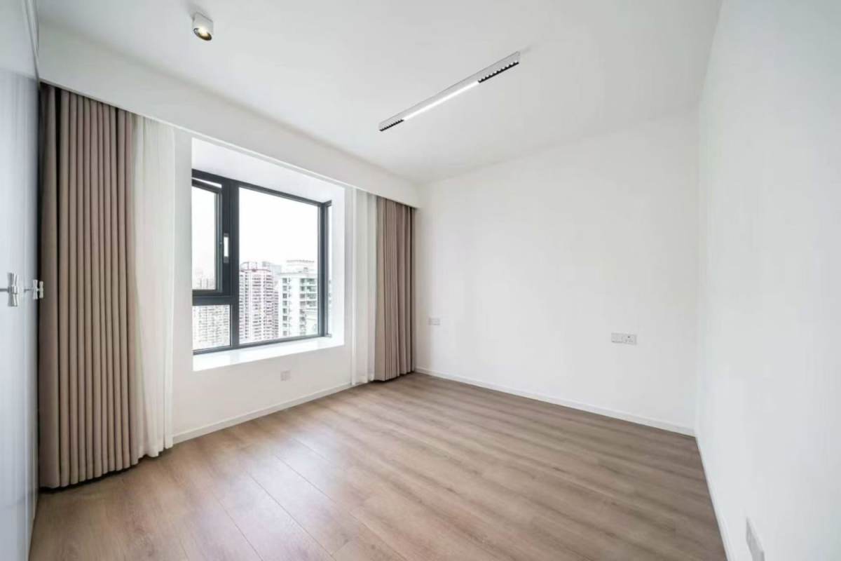 Housing image — Bedroom