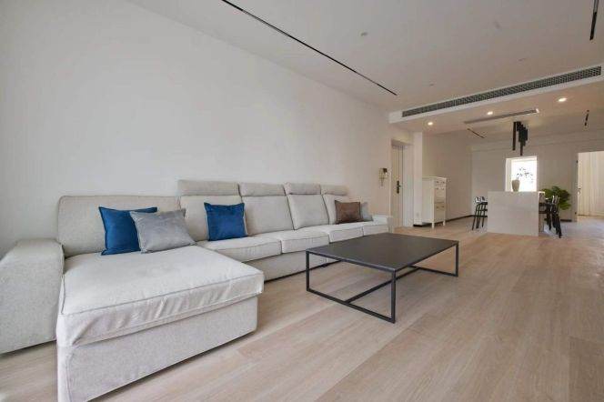 3BR Apartment in Jing'an