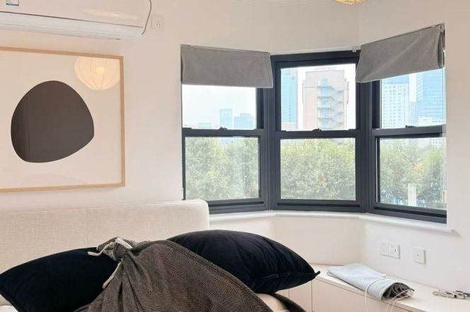 2BR Apartment at Shanghai Grand Plaza (Compound)