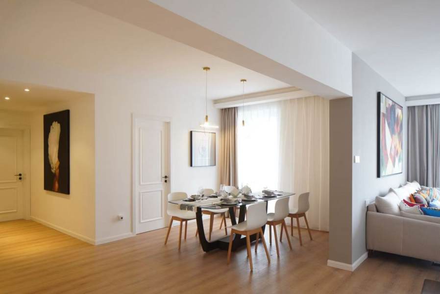 Housing image — Dining Area