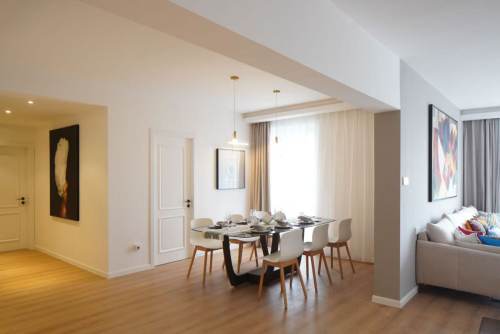 Housing image — Dining Area