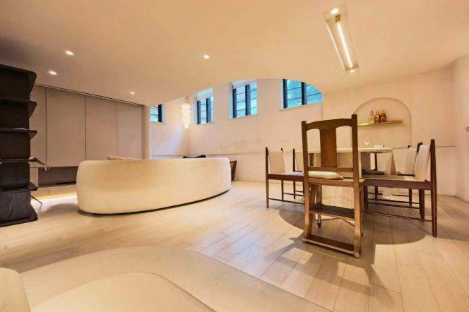 Spacious 2BR Apartment in Old Xuhui