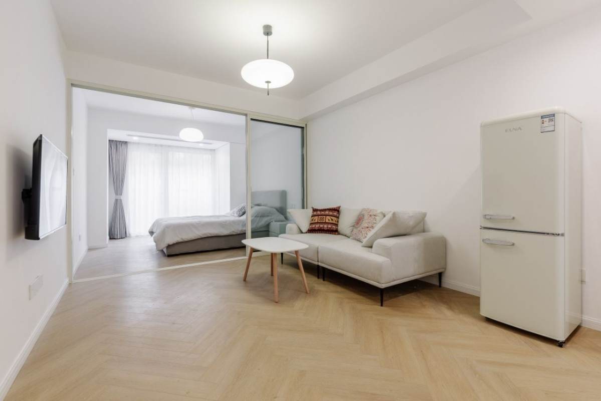 Housing image — Living Room